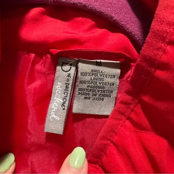 New directions vest Size M - Image 3