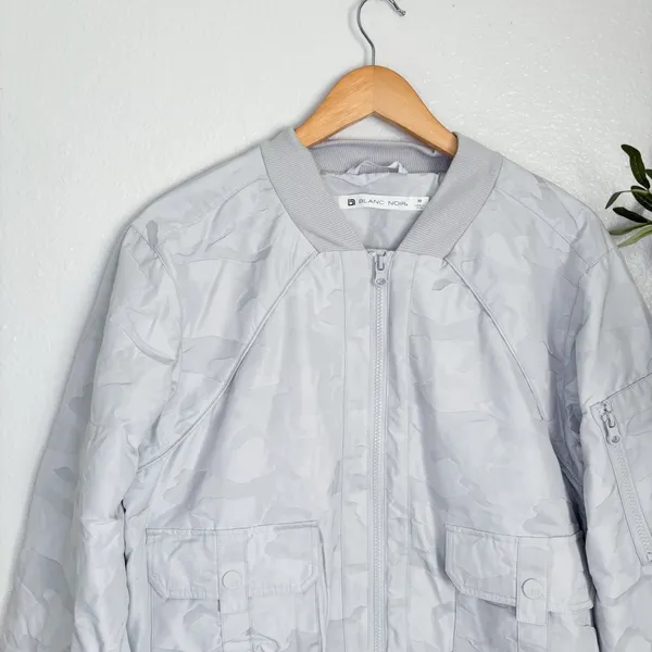 Blanc Noir Tierra Aviator Light Gray Jacket NWT Medium - Image 4