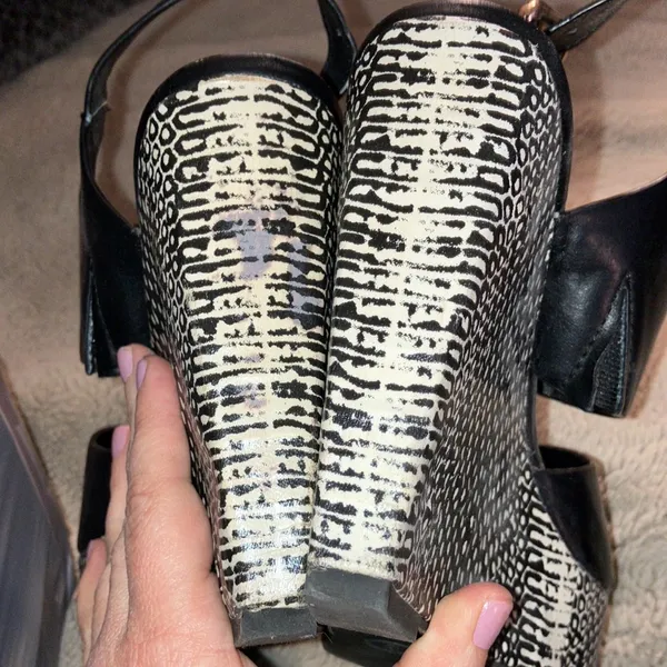 🎉4 for $20 Mossimo Wedges, size 8 🧜‍♀️ Black - Image 7