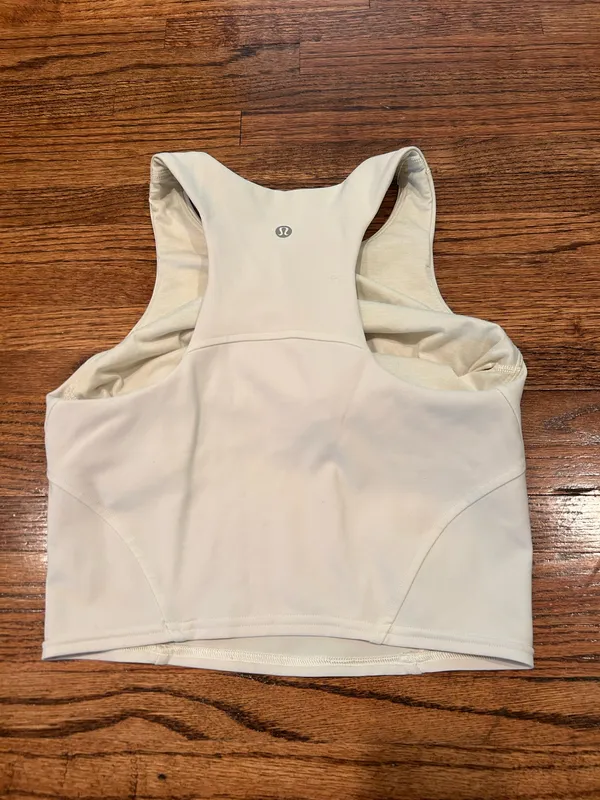 Lulu Top Size 4 - Image 2