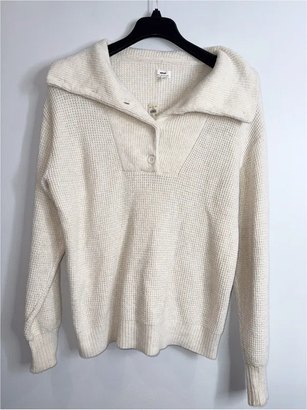 Aerie cozy up waffle button up sweater size small NWT - Image 2
