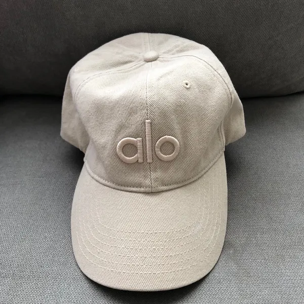 Alo Yoga Washed Off-Duty Cap Sand Dollar - Image 9