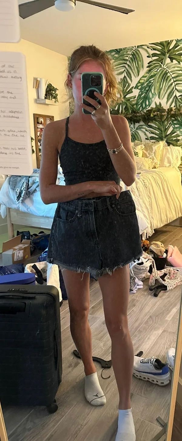 Madewell Black Denim Shorts - Image 4