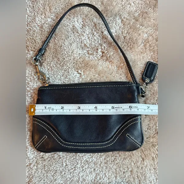 Coach Black Leather Small Wristlet with Stitching - Image 3