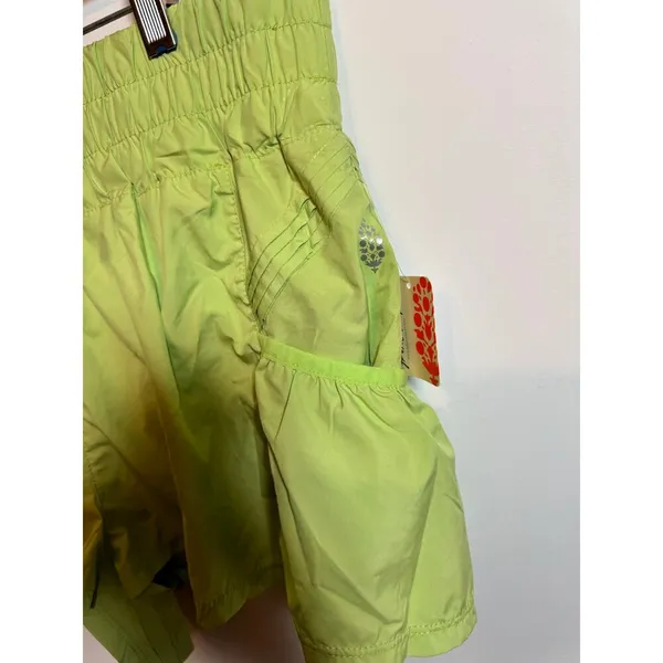 Brand New Free People Movement Women's Large Chartreuse Green Mini Skirt - Image 5