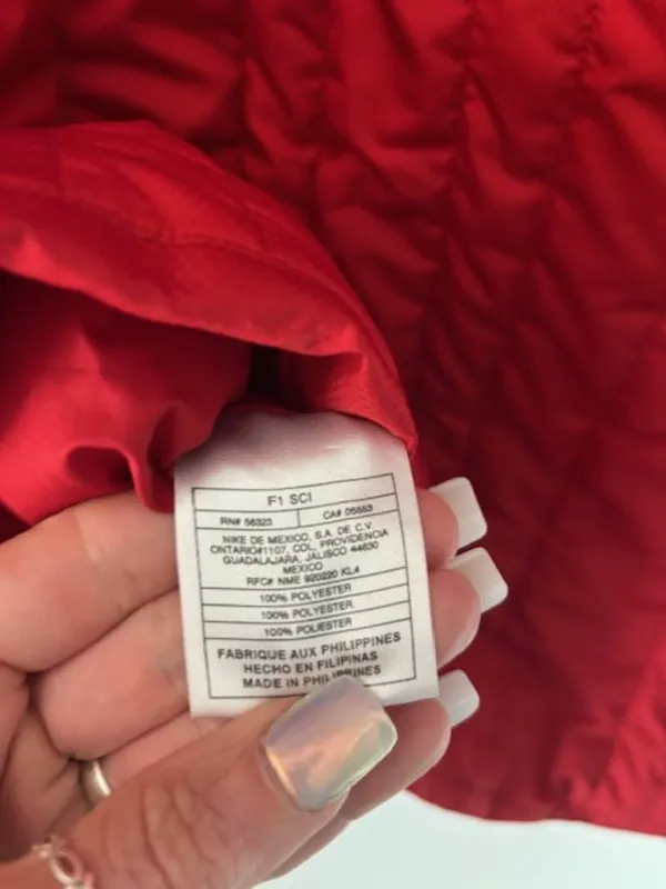 Nike Women’s Size M Red Quilted Full Zip Lightweight Jacket Zip Pockets - Image 11