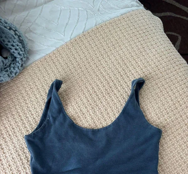 Navy Seamless Tank - Image 3