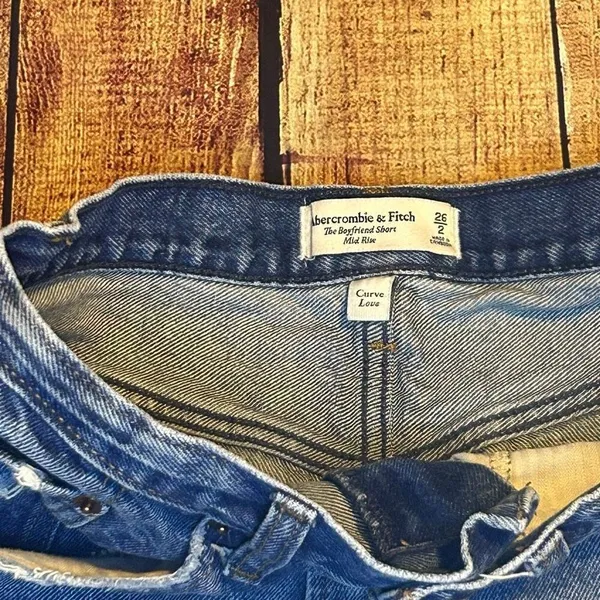 Abercrombie & Fitch Curve Love Jean Shorts Size 2/26 Boyfriend Short - Image 3