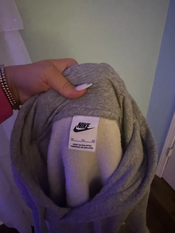 Nike Grey Hoodie - Image 3