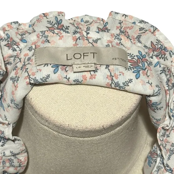 LOFT Women's Floral Ruffle Sleeve Top Size Large Petite - Image 6
