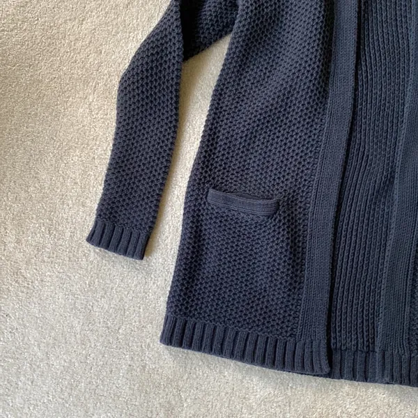 Lands’ End Sweater - Image 3