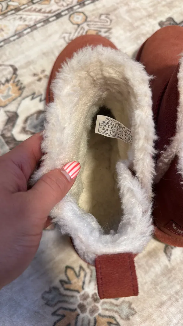 Koolaburra by UGG Boots Short - Image 3