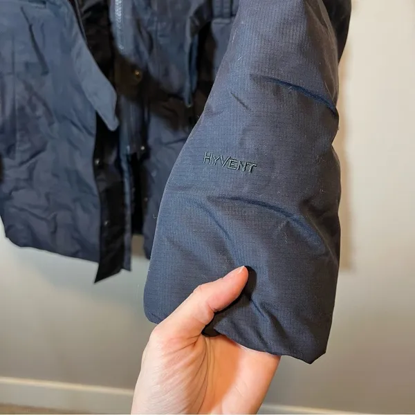 The North Face Women’s Navy Blue‎ Parka Coat Medium Puffer - Image 9