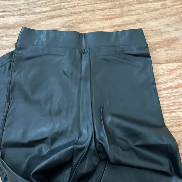 Aritzia Black Upstage Vegan Leather Pants - Image 4