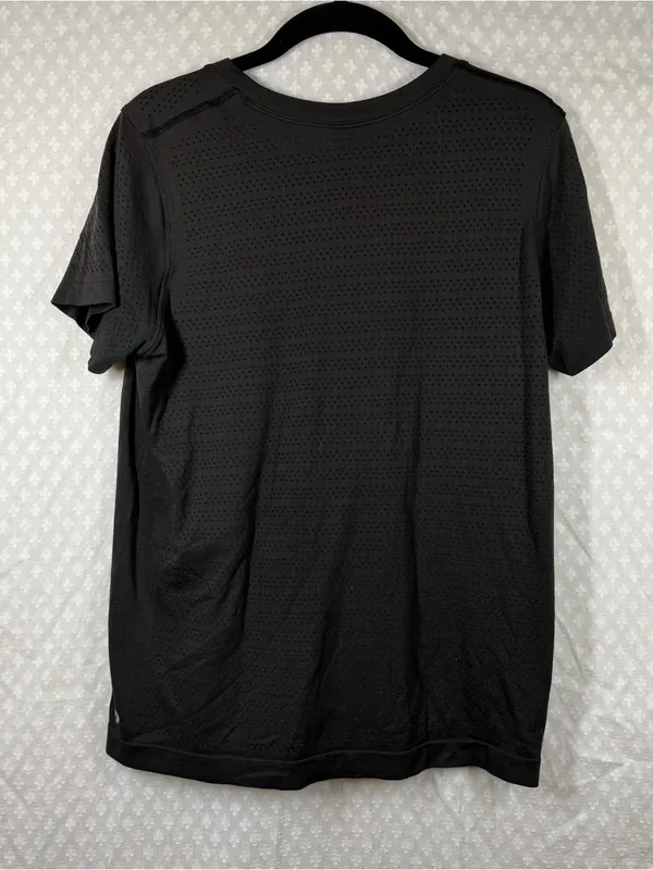 Lululemon Black Eyelet Breeze By Short Sleeve Tee - Image 4