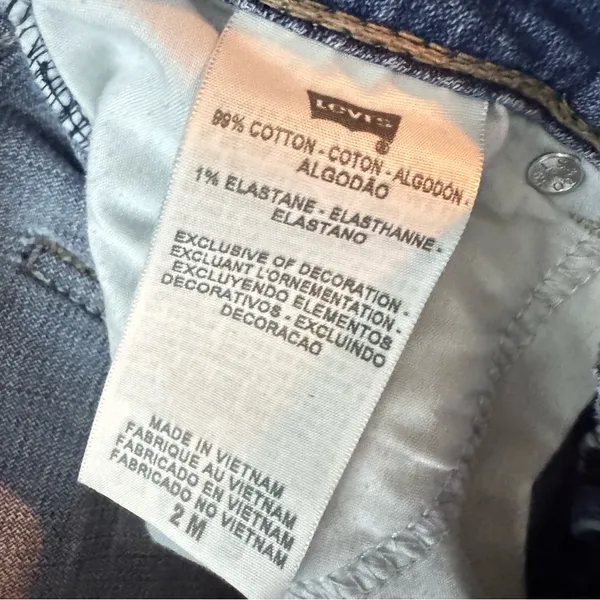 Levi's Classic Vintage Boot-Cut Blue Jeans Sz 2 - Image 4