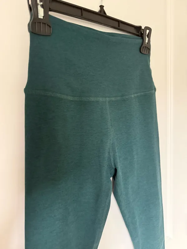 Beyond Yoga Leggings High-Waisted Spacedye Green M - Image 4