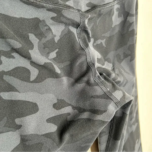 Lululemon Align Crop *21" Incognito Camo Multi Grey 4 - Image 7