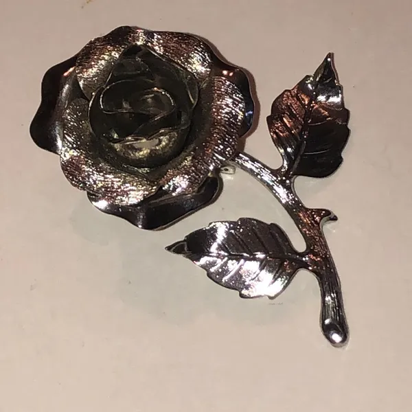Silver Tone Vintage Rose Brooch - Image 2