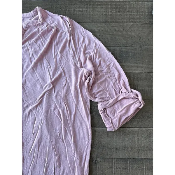 Loft‎ Women's Purple 1/4 Sleeve V Neck 3 button Top Size XL - Image 4