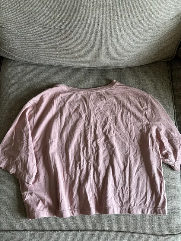 Aritzia The Group Babaton crop top - Image 3