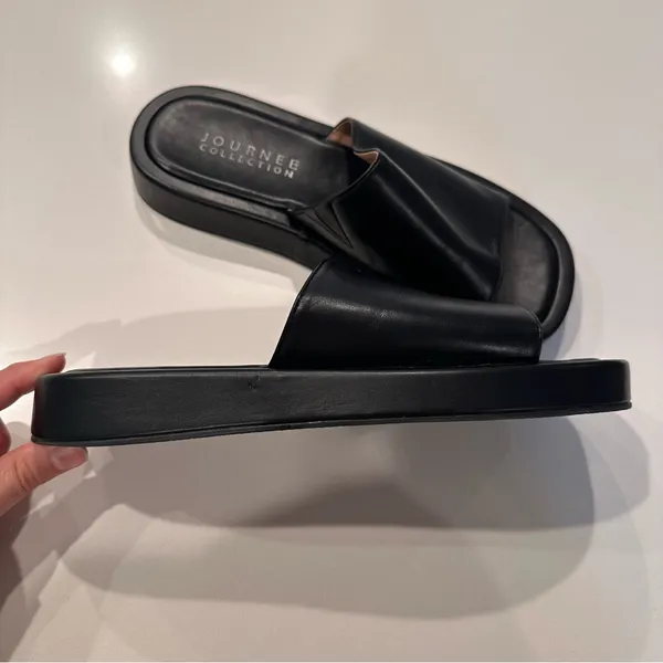 Journee Collection Denrie Platform Chunky Black‎ Sandal Size 9 - Image 5