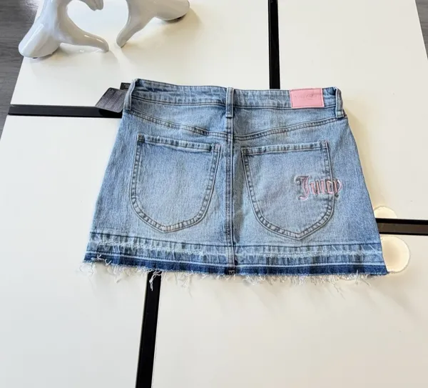 🎀💋 ✨ NWT Juicy Couture Y2K Style Denim Mini Skirt - Size 3/26 ✨🎀💋 - Image 4