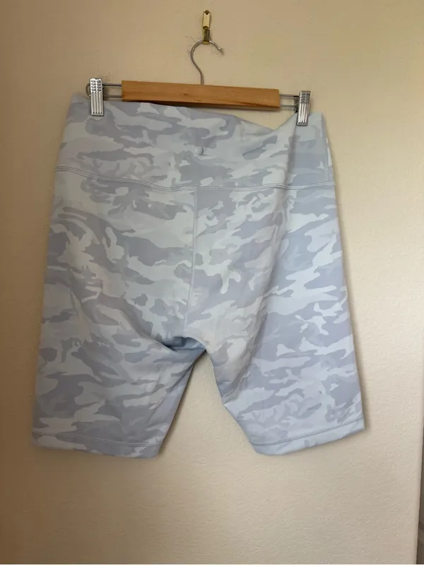 Lululemon Wunder Under Short 10" Ribbed Incognito Camo Jacquard Alpine Size 14 - Image 3