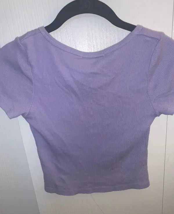 Brandy Melville Crop Top - Image 3