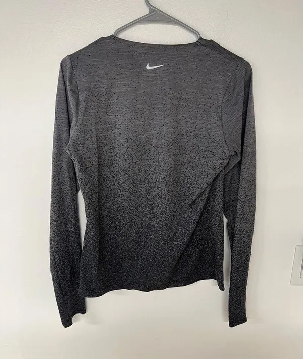 Nike Grey Ombré Long Sleeve - Image 4