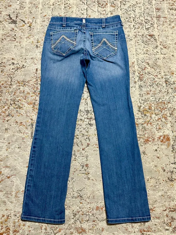 Ariat R.E.A.L. Straight leg Western Cowgirl Jeans size 31R - Image 4