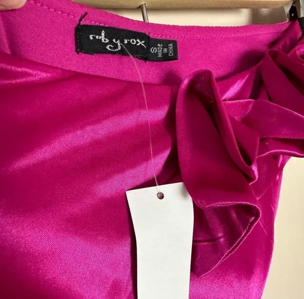 CLEARANCE! Pink Ruby Rox One-Shoulder Ruched Dress Size S Junior NWT - Image 6