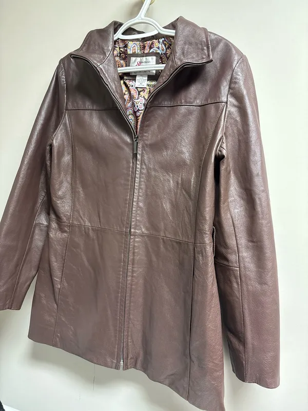 Brown Leather Jacket Size M - Image 4