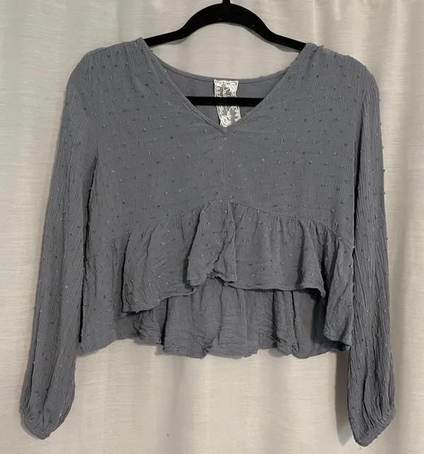 Dry Goods 3/4 Sleeve Cropped Blouse - Image 2