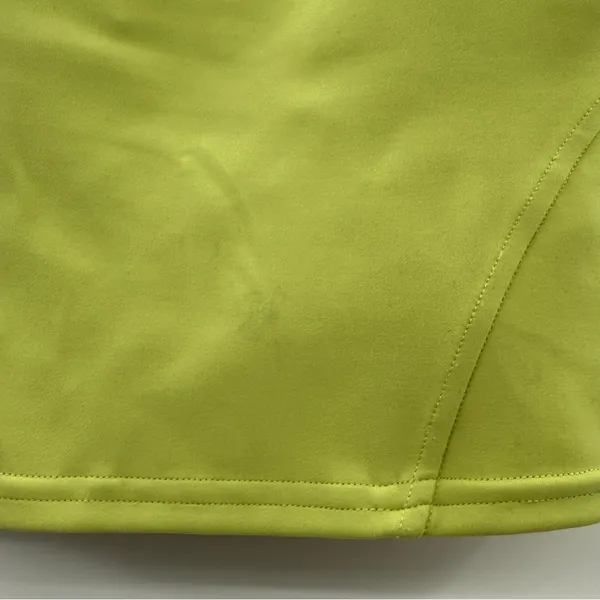 Lululemon Invigorate Training Tank Top in‎ Wasabi Green Sz 2 - Image 6