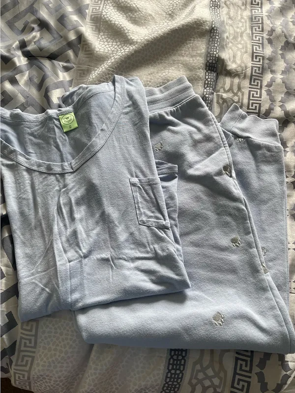 Women’s Light Blue Pocket Pajama Set with Subtle Embroidery Size M - Image 2
