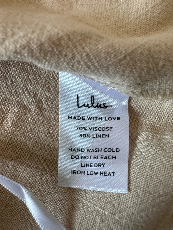 Lulus Women’s medium razorback beige summer tank - Image 2