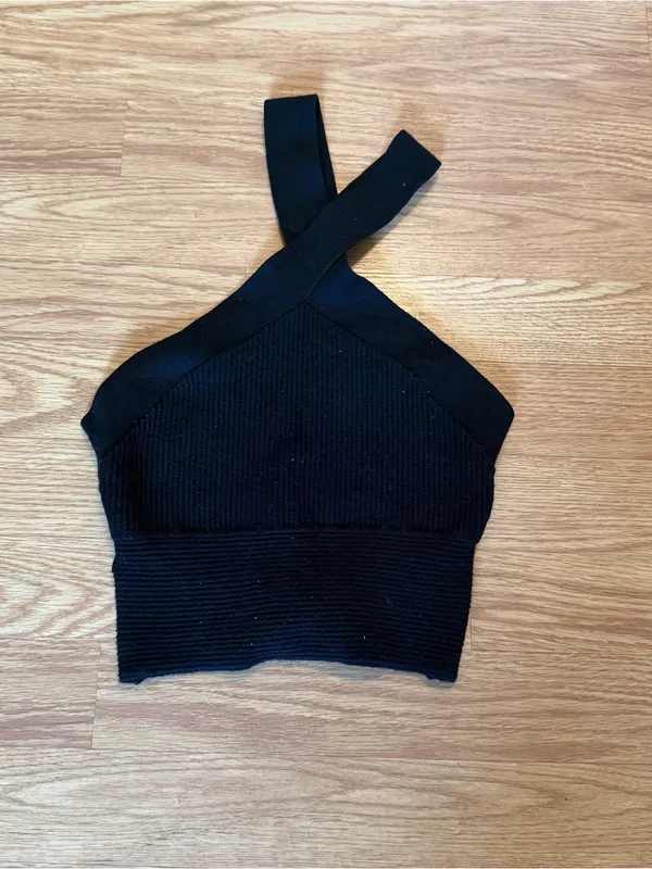 Abercrombie & Fitch Black Ribbed Cross-Front Crop Top - Image 2