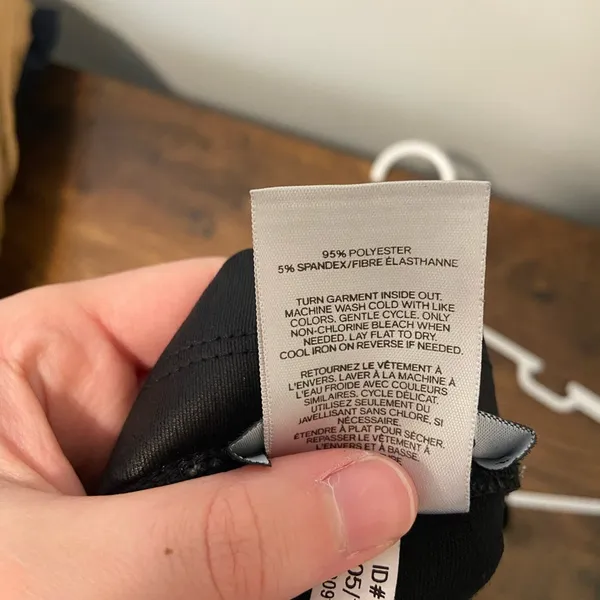 NWOT | Express women’s‎ faux leather leggings — medium - Image 6
