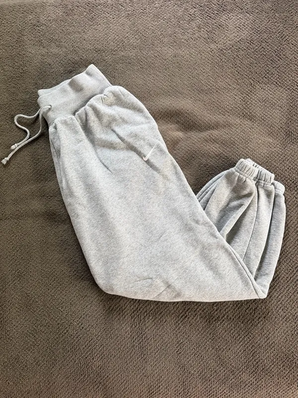 Nike Sweatpants - Image 2