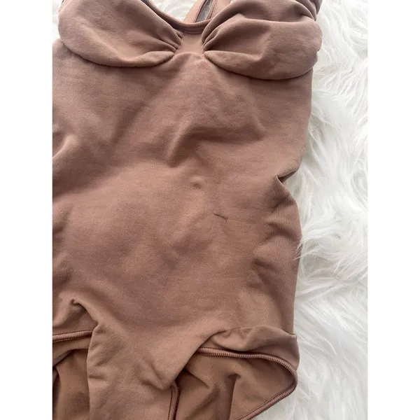 Skims Seamless Sculpt Brief Bodysuit Sienna Size XS - Image 3
