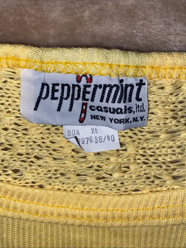 Vintage Peppermint Pale Yellow Openwork Knit Short Sleeve Top - Image 2