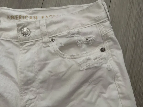 American Eagle Jeans - Image 7