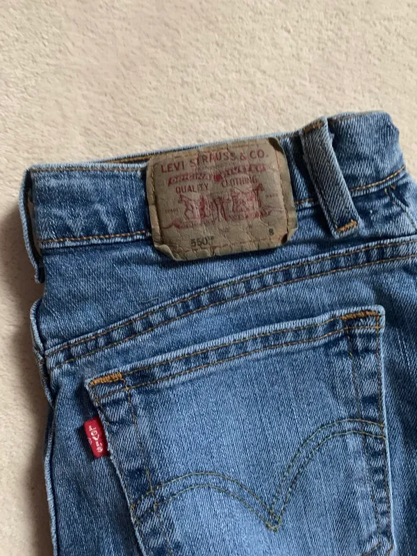 Levi's Vintage 550 Mom Jeans - Image 4
