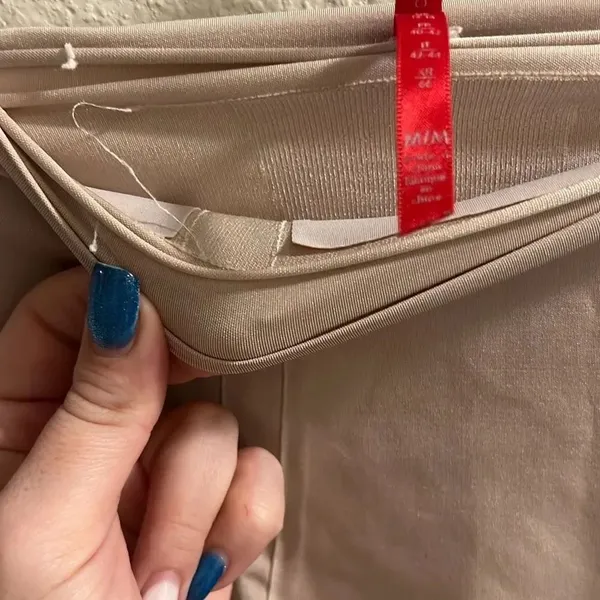 ✨Spanx OnCore High-Waisted Mid-Thigh Cream Sz M Shaper✨ - Image 8