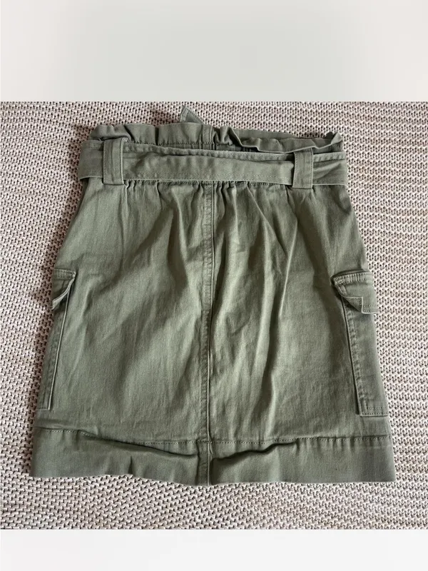 Tinseltown Olive Utility cargo Mini Skirt with Belted Waist - Image 3