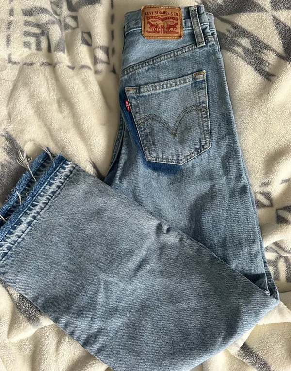 Levi’s Jeans - Image 2
