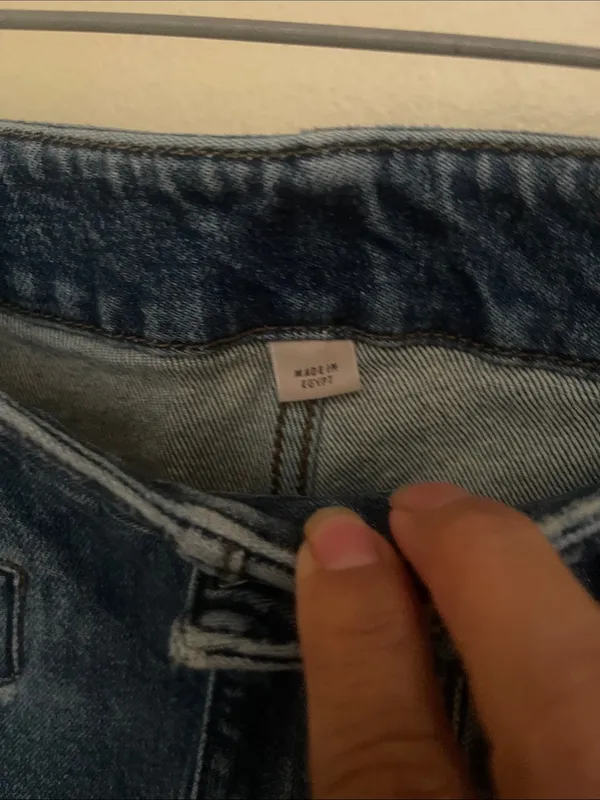 J.Crew Vintage straight leg Jeans with 2 Pockets (see measurements) - Image 2