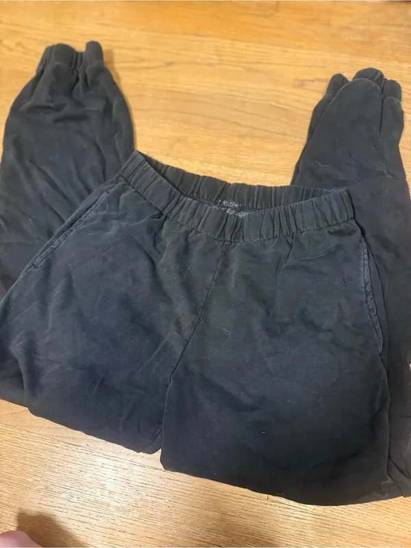Brandy Melville Black Rosa Jogger Sweats - Image 2