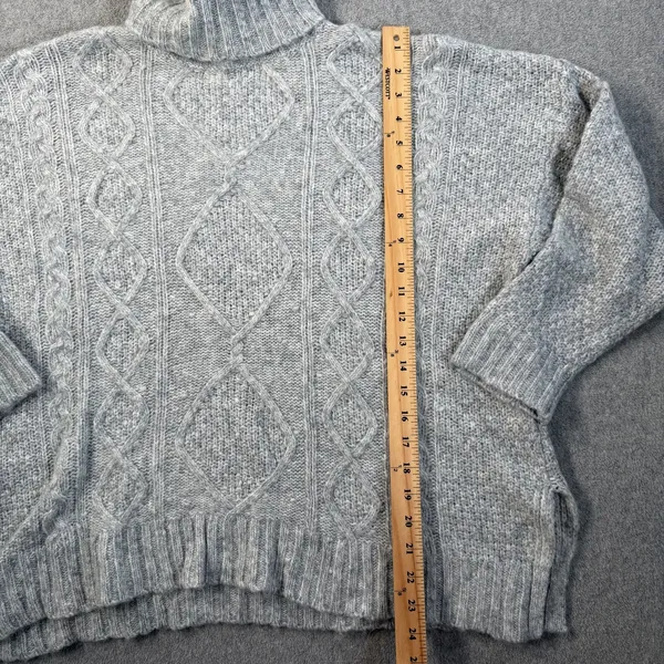 Aerie Women's Small Gray Cable Knit Turtleneck Sweater Oversized Pullover Wool - Image 5